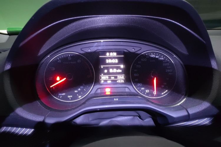 奥迪Q2L 2018款 35 TFSI 上市专享版 国VI中控内饰14