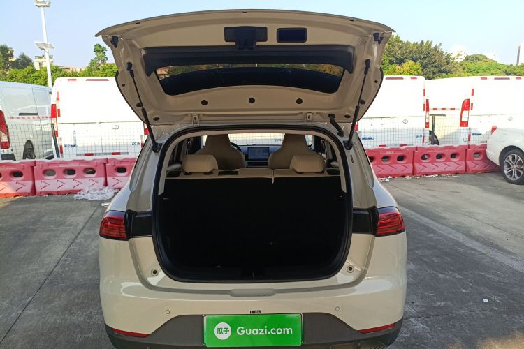 五菱汽车 五菱缤果PLUS 2024款 330km 五座版局部细节23