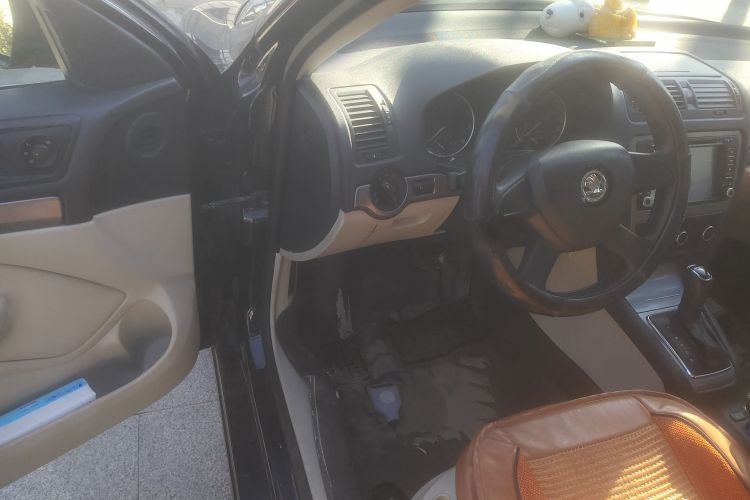 斯柯达 明锐 2015款 经典款 1.6L 自动逸杰版中控内饰20