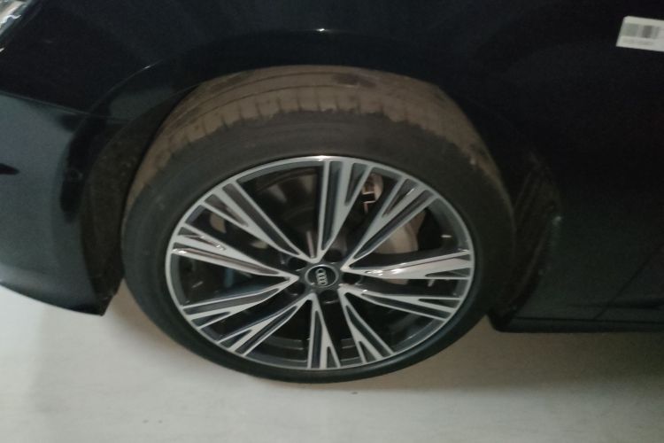 奥迪A6L 2026款 45 TFSI 臻选动感型车身外观6007