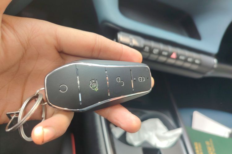 比亚迪 海豚 2021款 405km 时尚版中控内饰7001