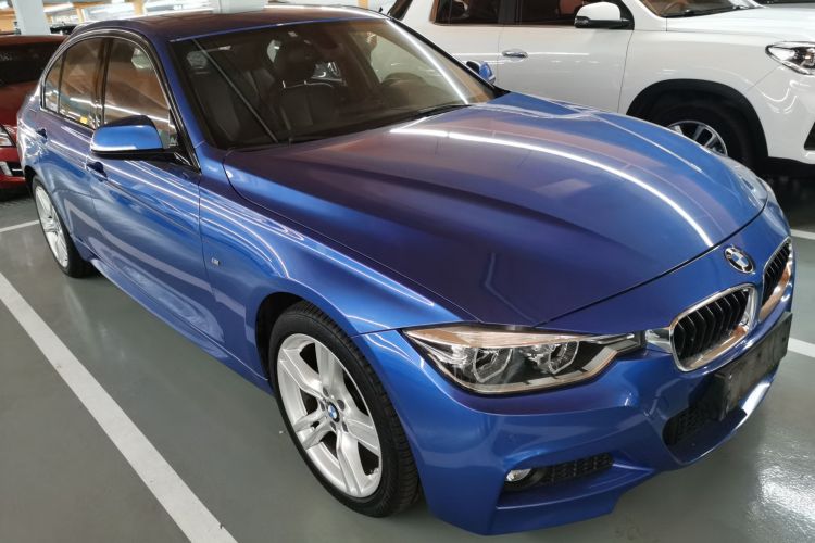 宝马3系 2017款 320i M运动型车身外观3