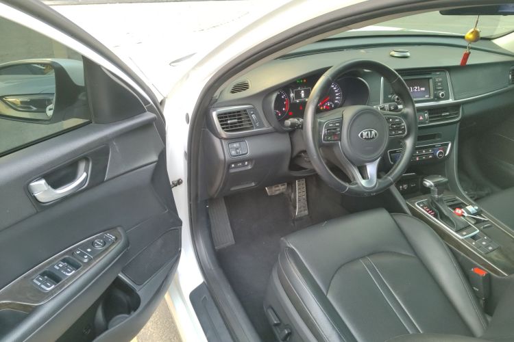 起亚K5 2017款 2.0L 自动15周年特别版LUX中控内饰20