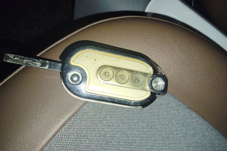 五菱汽车 宏光MINIEV 2022款 GAMEBOY 300km 玩咖款 磷酸铁锂中控内饰7001