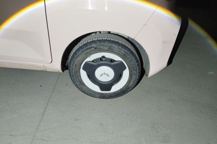 五菱汽车 宏光MINIEV 2022款 马卡龙臻享款 磷酸铁锂车身外观10