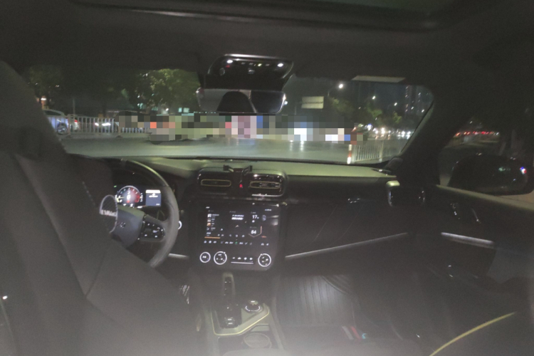 领克03 2022款 03+ 2.0TD 自动驭风版局部细节22