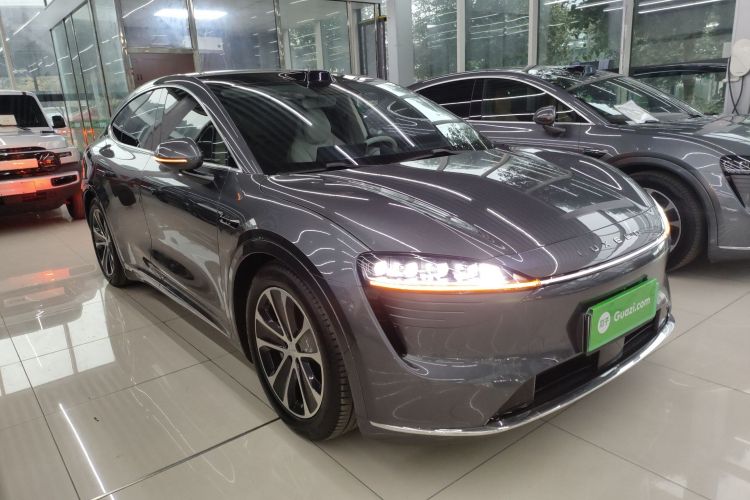 鸿蒙智行 智界R7 2024款 纯电 802km Max车身外观3