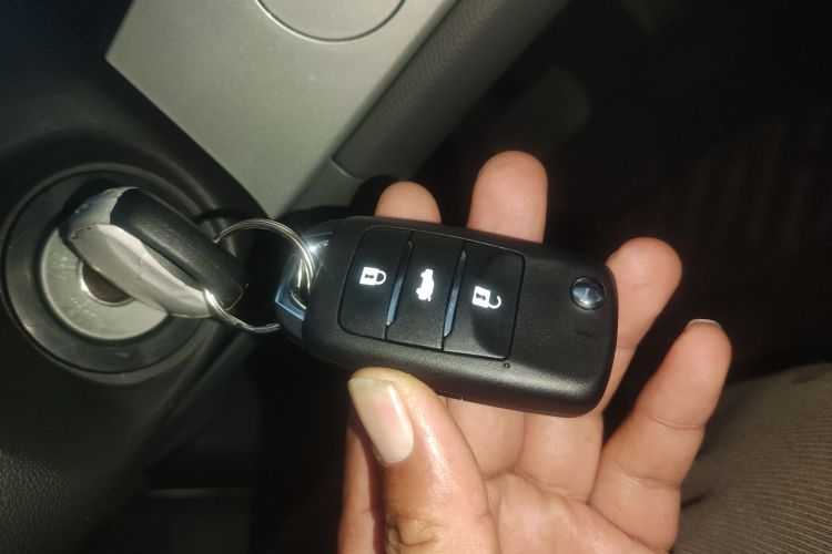 长安启源 长安Lumin 2025款 205km 清香款中控内饰11