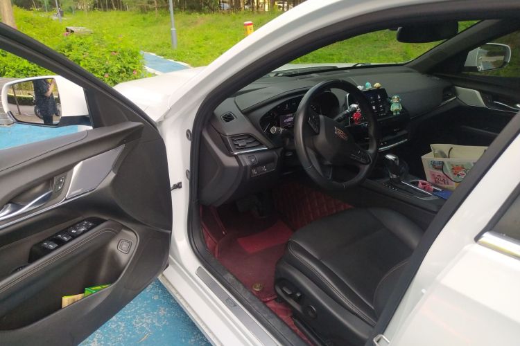 凯迪拉克CT4 2021款 28T 豪华型中控内饰7003