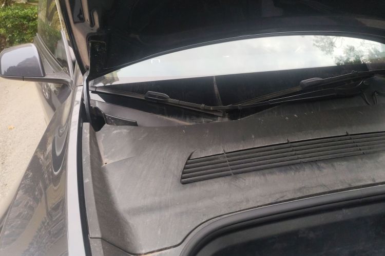 特斯拉 Model Y 2024款 后轮驱动版局部细节9006