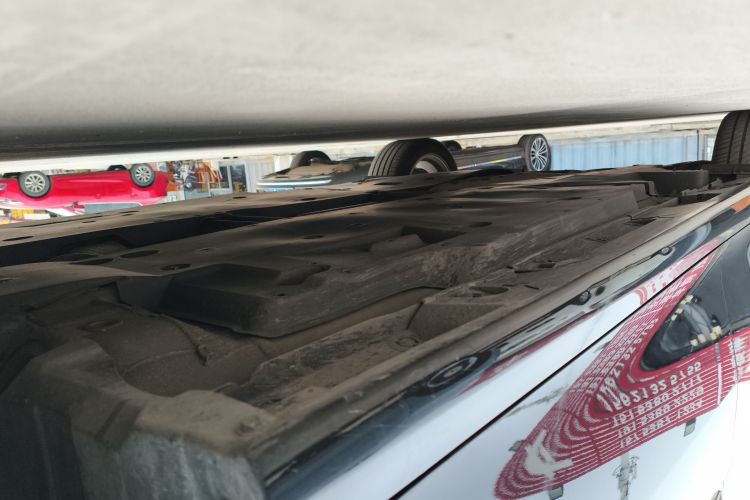 丰田 凯美瑞 2019款 2.0G 豪华版 国VI局部细节9001