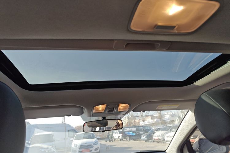 现代 领动 2019款 1.5L CVT智炫·精英型中控内饰22