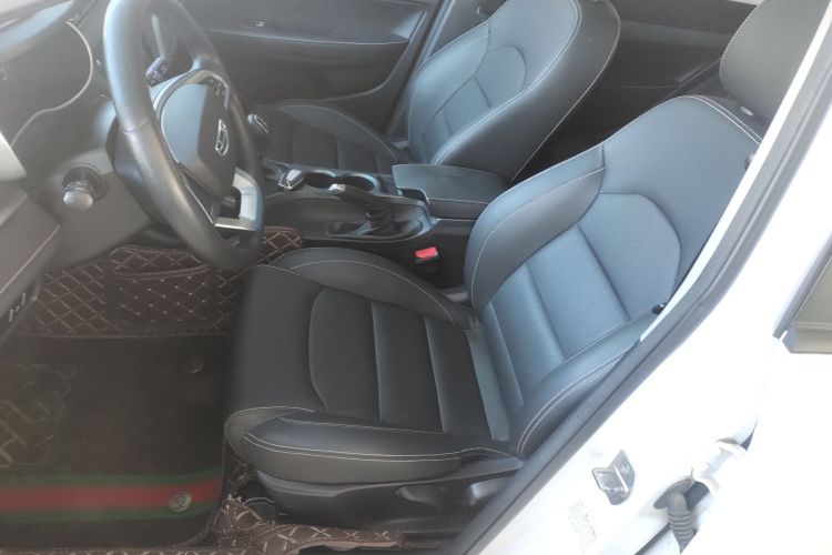 吉利汽车 帝豪 2021款 UP 1.5L 手动豪华型中控内饰19