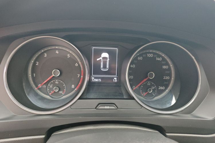 大众 途观L 2017款 330TSI 自动两驱风尚版中控内饰14