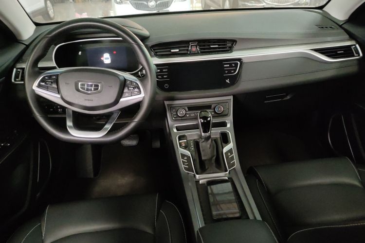 吉利汽车 帝豪 2019款 领军版 1.5L CVT向上互联型 国VI中控内饰7002