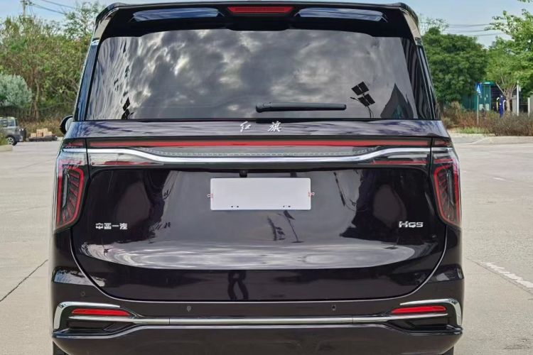 红旗HQ9 2023款 2.0T 智联旗畅版车身外观6