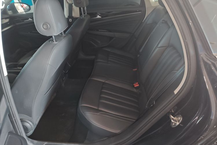 大众 帕萨特 2024款 280TSI 商务版中控内饰21