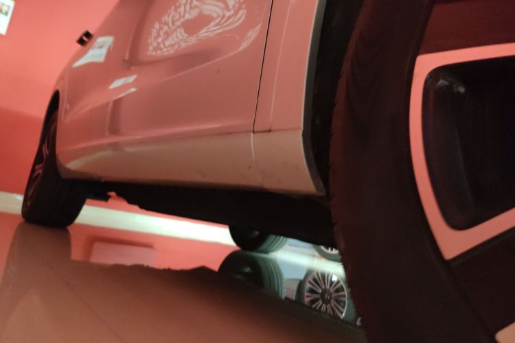 鸿蒙智行 问界M7 2024款 1.5T 智驾四驱Ultra版 5座局部细节9001