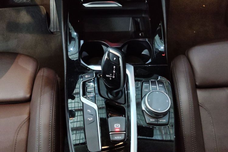 宝马X3 2021款 xDrive28i M运动套装中控内饰18