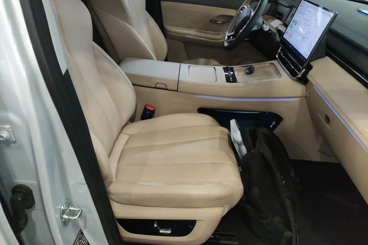 捷途山海L9 2025款 1.5TD 2DHT 旗舰版 6座局部细节41