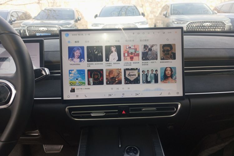 奇瑞 风云A8L 2025款 1.5TGDI 145km 豪华型中控内饰16