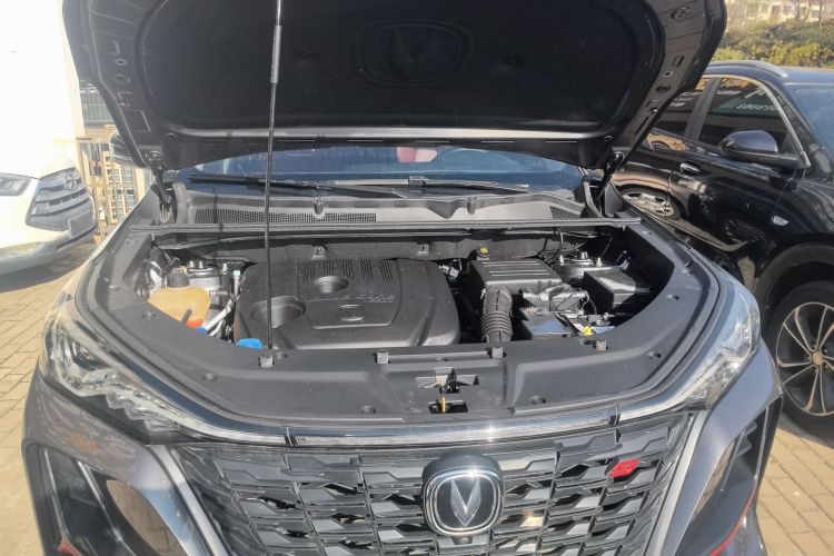 长安CS75 PLUS 2022款 1.5T 自动豪华型机舱底盘24