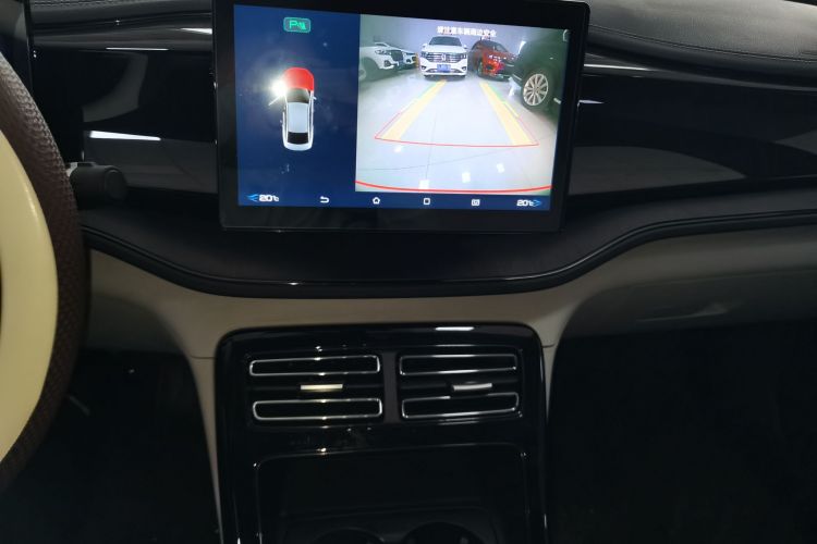 比亚迪 秦PLUS 2024款 荣耀版 DM-i 55KM领先型中控内饰16