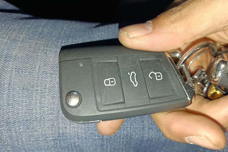 大众 途岳 2023款 300TSI 两驱新月版中控内饰11