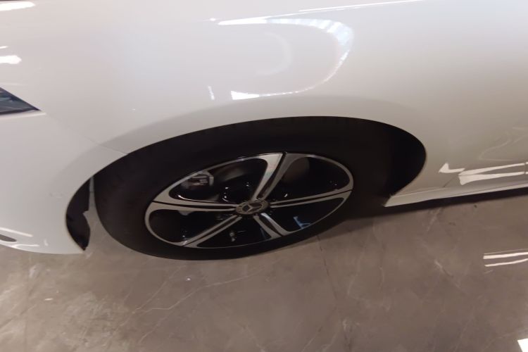 奔驰A级 2024款 改款 A 200 L 时尚型车身外观6007