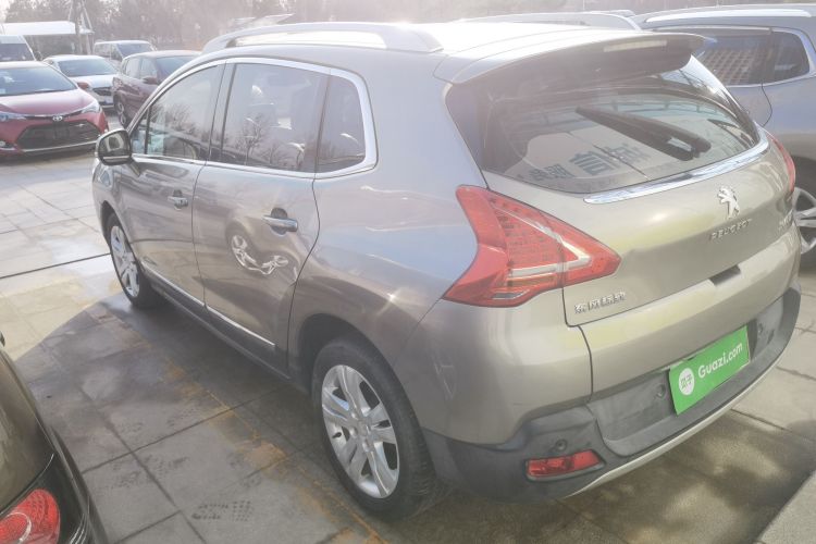 标致3008 2015款 1.6THP 自动潮流版车身外观4