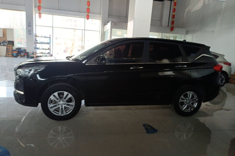 哈弗M6 2019款 1.5T 手动两驱都市型 国VI车身外观4