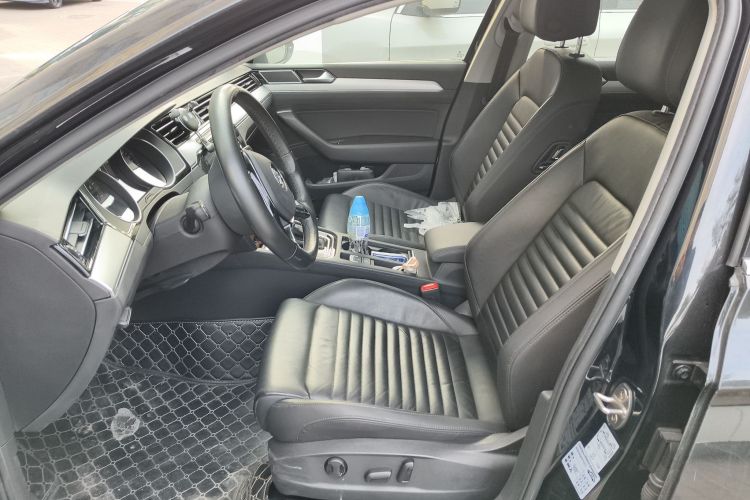 大众 迈腾 2018款 330TSI DSG 领先型中控内饰19