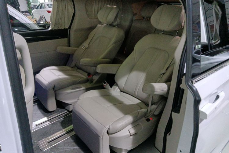 别克GL8 2022款 ES陆尊 653T 舒适型中控内饰21