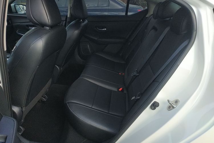 日产 轩逸 2020款 改款 1.6L XL CVT悦享版中控内饰21