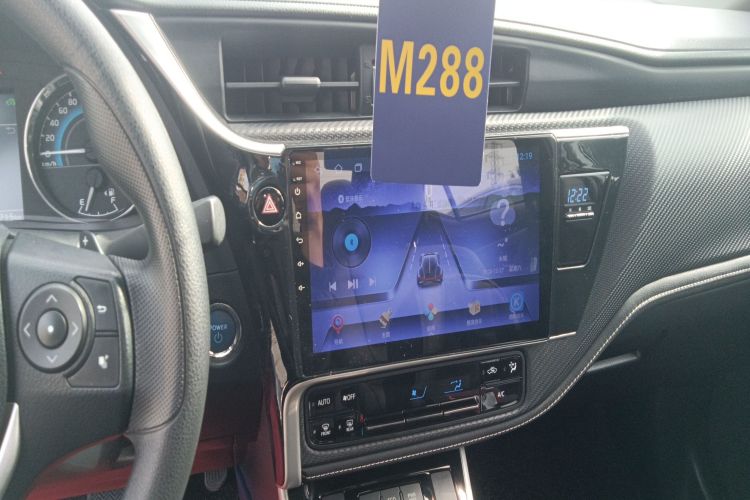 丰田 雷凌 2017款 改款双擎 1.8H GS E-CVT精英天窗版 国V局部细节16