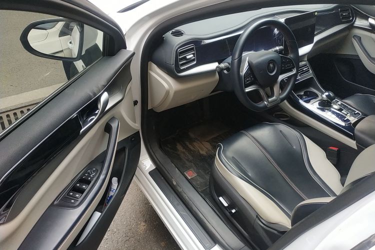 比亚迪 秦PLUS 2021款 EV 500KM 豪华型中控内饰20