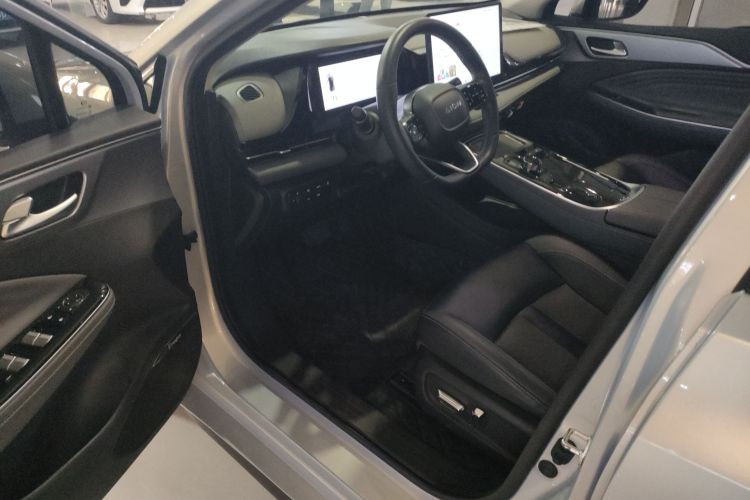 埃安 AION S Plus 2023款 70 智驾版 三元锂中控内饰7003