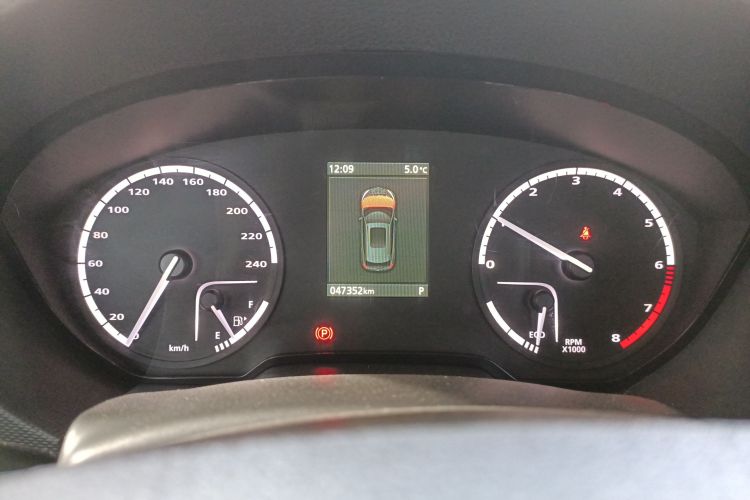 观致5 2018款 改款 1.6T 自动领先型中控内饰14