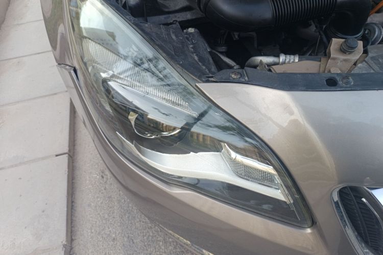 别克 君威 2013款 1.6T 自动精英运动版车身外观6006