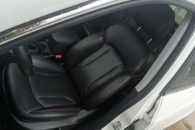 凯翼X5 2017款 1.5T CVT旗舰型中控内饰19