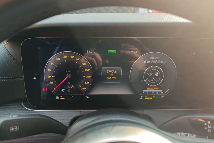 奔驰E级 2020款 E 260 L 运动型局部细节14