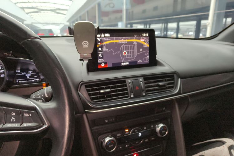 马自达CX-4 2020款 2.5L 自动四驱蓝天激情版局部细节16