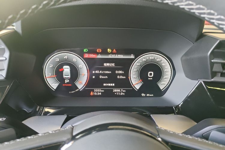 奥迪A3 2024款 A3L Limousine 35 TFSI 豪华运动型中控内饰14