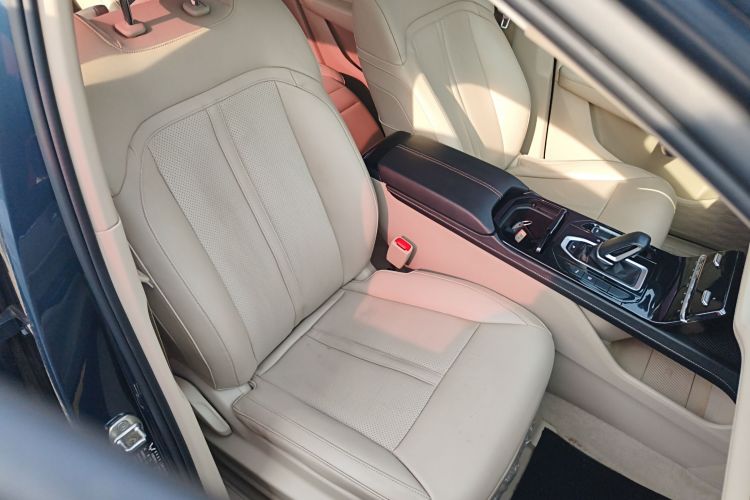 五菱汽车 五菱凯捷 2020款 1.5T CVT旗舰型局部细节41