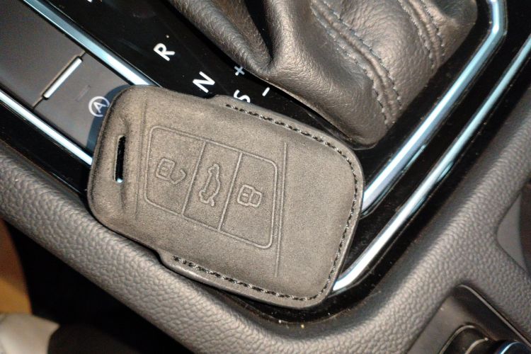 大众 迈腾 2023款 200万辆纪念版 330TSI DSG豪华型中控内饰7001