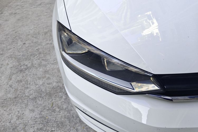 大众 2018款 途安L 280TSI DSG舒适版 7座 国V车身外观8