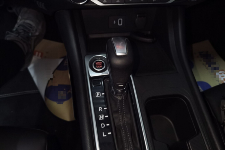 日产 轩逸 2021款 1.6L XL CVT悦享版中控内饰18