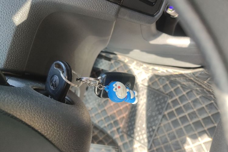 大众 桑塔纳 2017款 浩纳 1.6L 自动风尚版中控内饰11