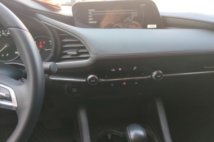 马自达3 昂克赛拉 2023款 2.0L 自动质臻版中控内饰16