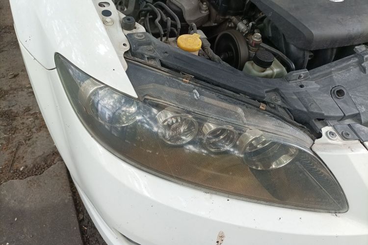 马自达6 2013款 2.0L 自动时尚型车身外观6001